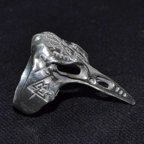JRPRAV8.jpg Raven Skull W Helm of Awe & Valknut ring size 8