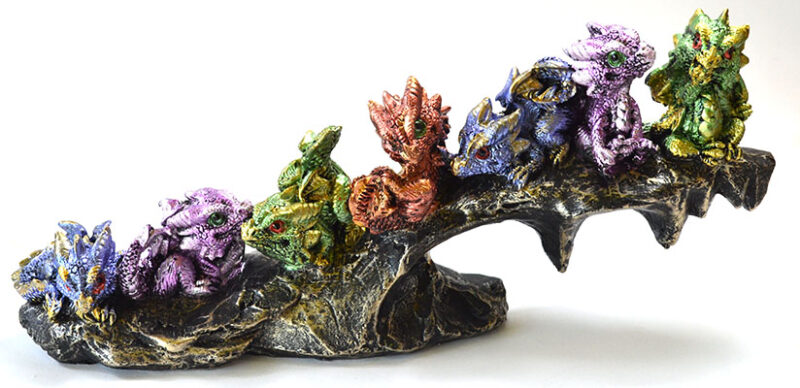 SD3481.jpg 10" 7 Dragons on Rock